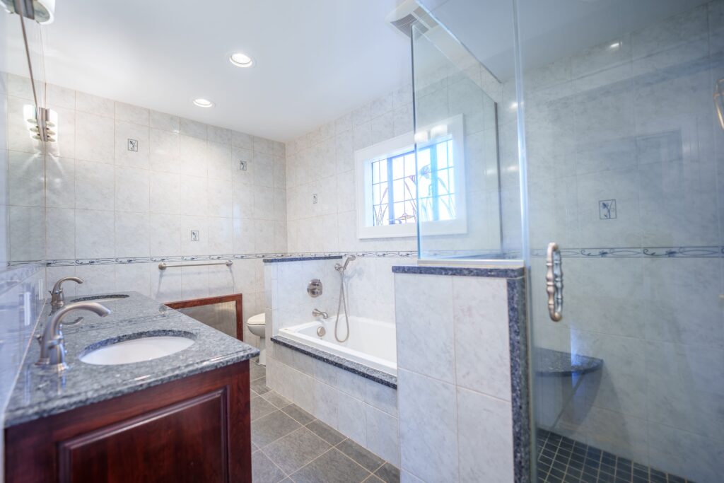 A7404263-HDR A7404263-HDR